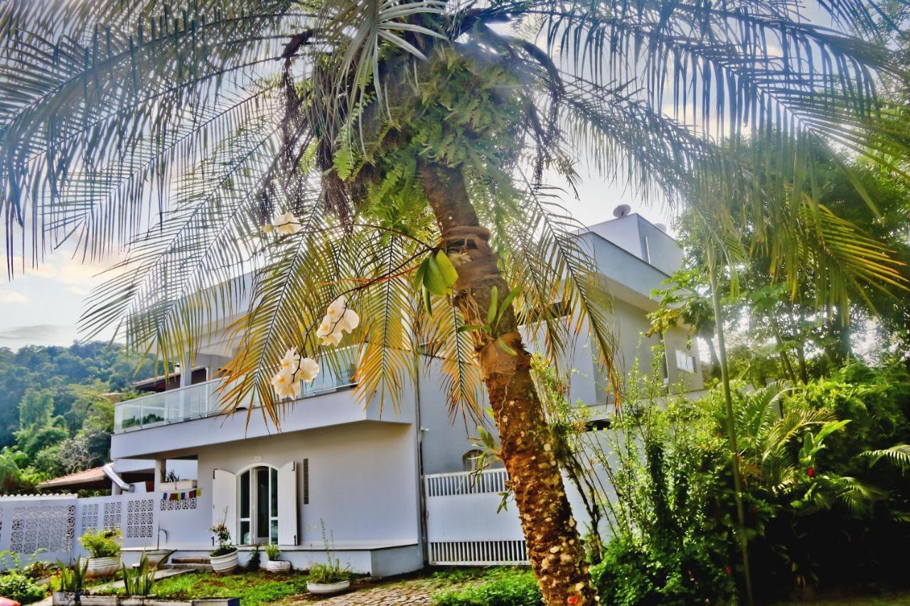 Bed and Breakfast Casa Mani Убатуба Екстер'єр фото